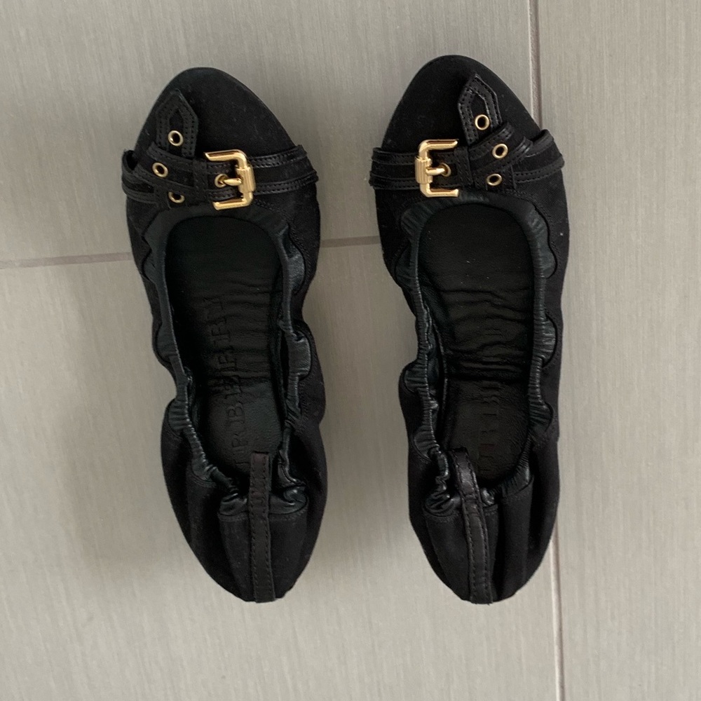 Burberry flats